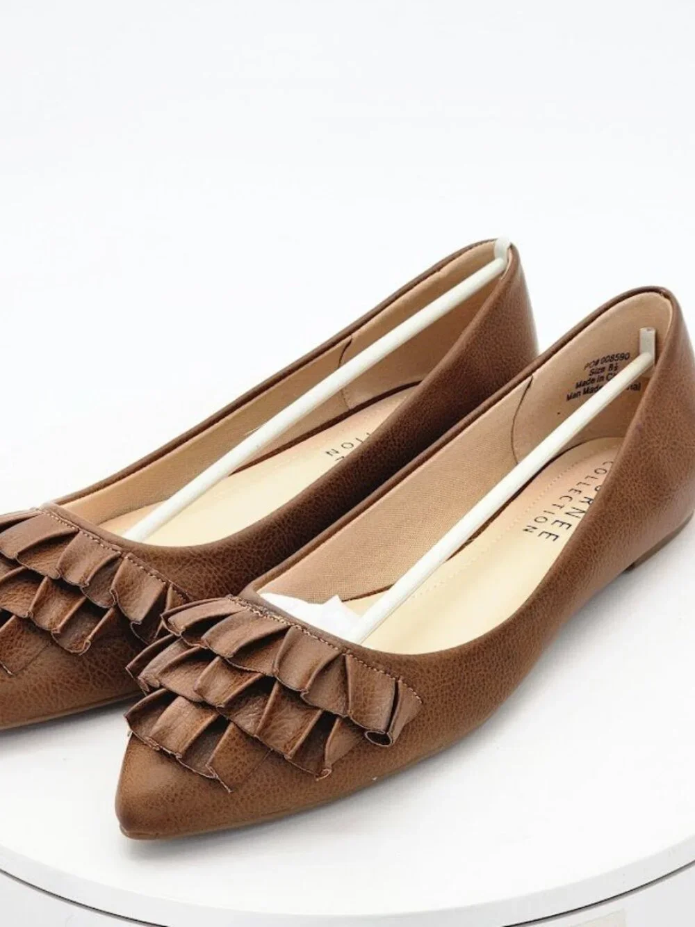 Journee Collection Judy Tan Ruffle Pointed Toe Flats Women's Size 8.5